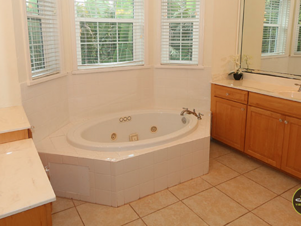 Four Bedroom Walk to Beach Home in Captiva