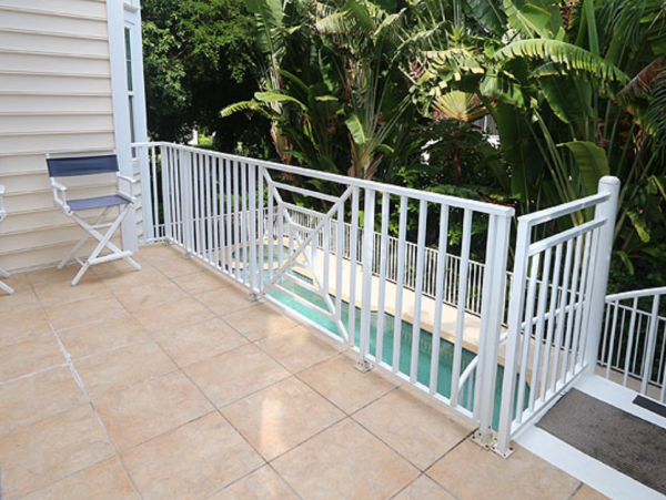 Four Bedroom Walk to Beach Home in Captiva