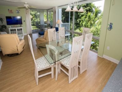 Dining area seats six