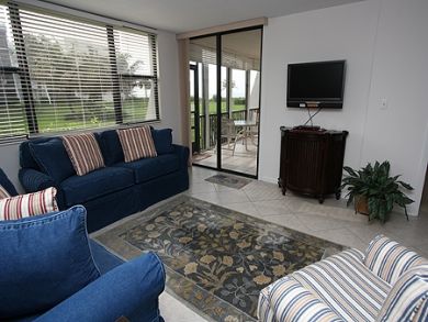 Sanibel Vacation Condo on the beach - additional view, photo 2