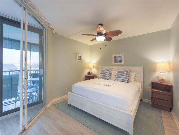 Bright, Breezy, & Just Steps from the Beach - Your Sanibel Escape Awaits