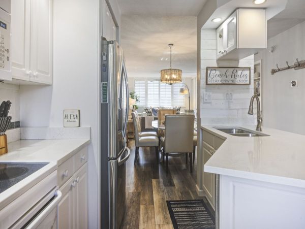 Sanibel Island Vacation Rental | Updated 2-Bedroom Condo with Gulf Views