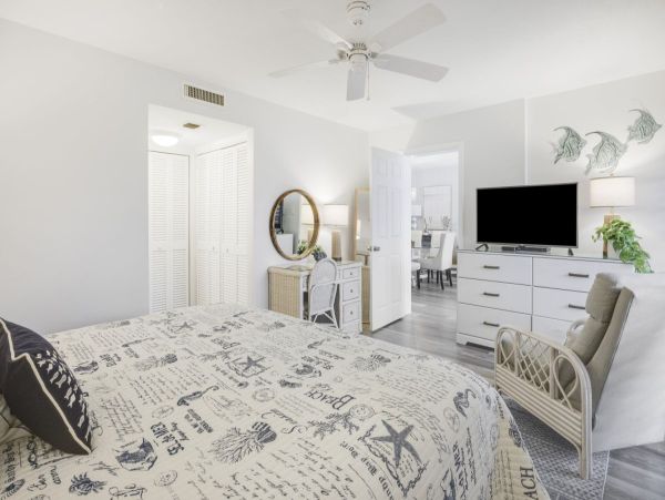 Sanibel Island Vacation Rental | Updated 2-Bedroom Condo with Gulf Views