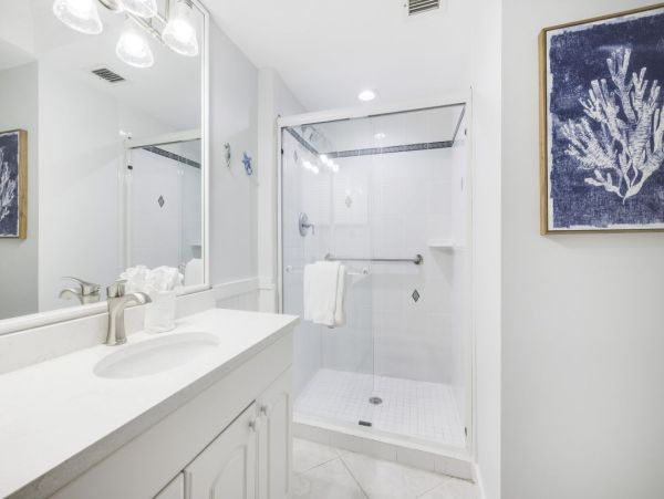 Sanibel Island Vacation Rental | Updated 2-Bedroom Condo with Gulf Views