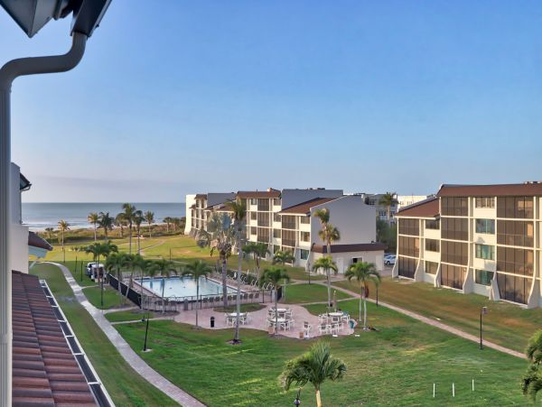 Sanibel 2 Bedroom Vacation Condo with Ocean Views Sleeps 6