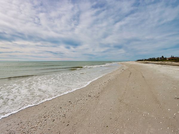Sanibel 2 Bedroom Vacation Condo with Ocean Views Sleeps 6