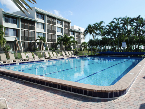 Beach Condo Wonderful Sanibel Location Sleeps 4