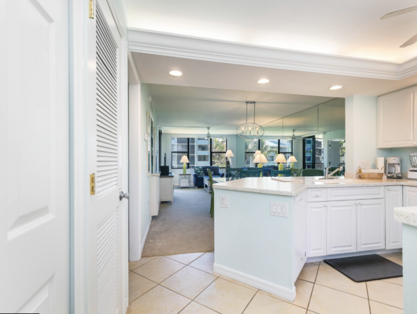 Beach Condo Wonderful Sanibel Location Sleeps 4