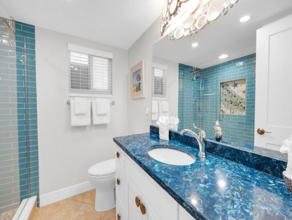 Three Bedroom Captiva Vacation Home with Pool