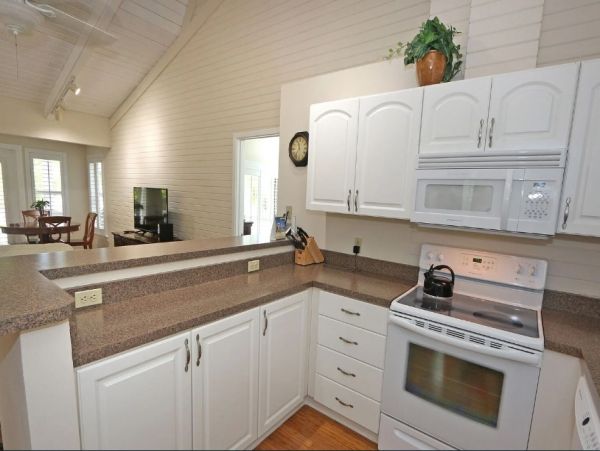 A Rare Eight Bedroom Captiva Vacation Rental with Pool