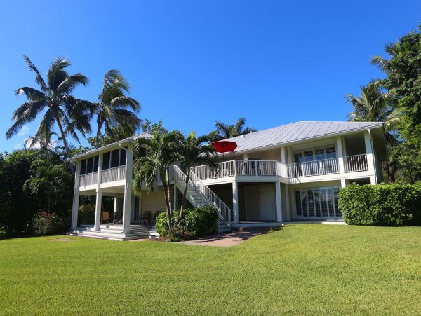 A Rare Eight Bedroom Captiva Vacation Rental with Pool