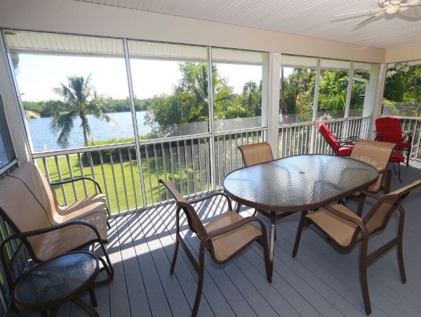 A Rare Eight Bedroom Captiva Vacation Rental with Pool