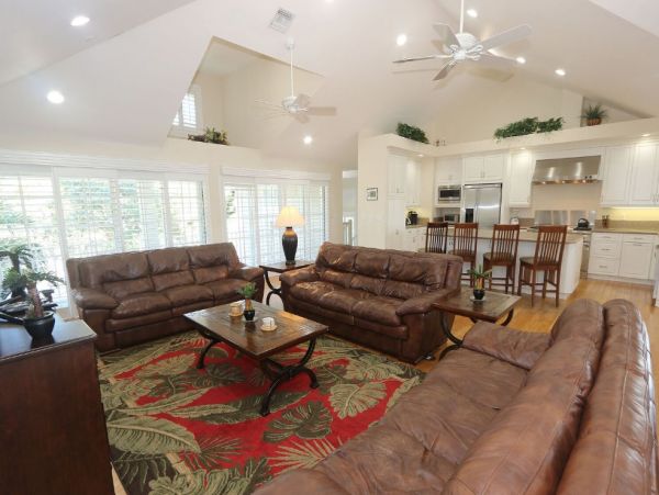 A Rare Eight Bedroom Captiva Vacation Rental with Pool