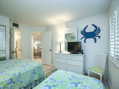 Sanibel Two Bedroom Condo Rental Sleeps Six