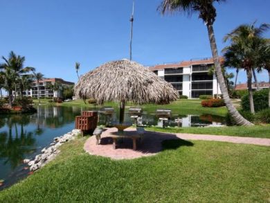 Sanibel Two Bedroom Condo Rental Sleeps Six