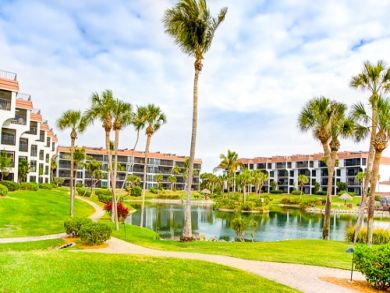 Sanibel Vacation Two Bedrooms 2 Bathrooms with Pool and Tennis Facilities
