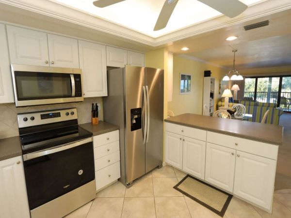 Sanibel Vacation Condo Rental Sleeps 6 Pool Walk To Beach