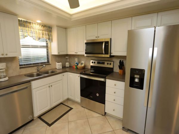 Sanibel Vacation Condo Rental Sleeps 6 Pool Walk To Beach