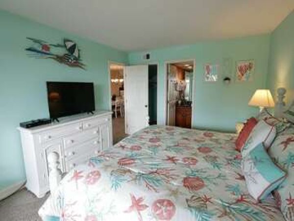 Sanibel Island Vacation Condo Views of The Gulf of Mexico
