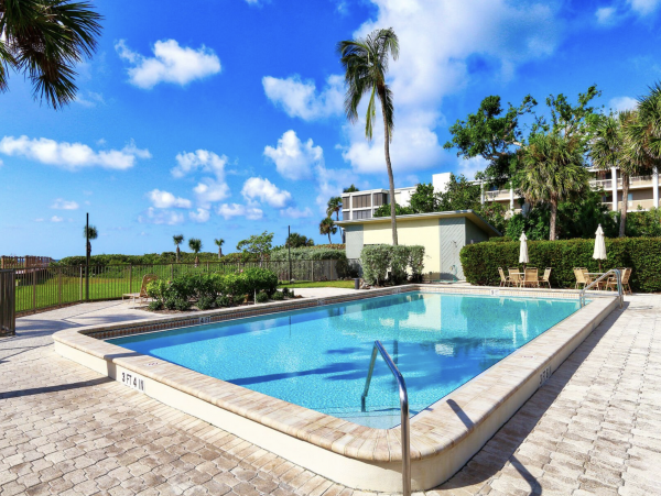 Full Gulf View Vacation Condo Sanibel Island Off West Gulf Drive