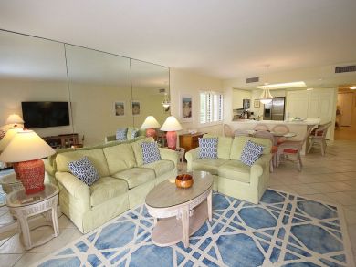 Sanibel Vacation Condo Sleeps Six Guests