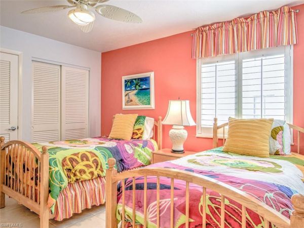 On Beach Sanibel Vacation Condo Two Bedroom Sleeps 6