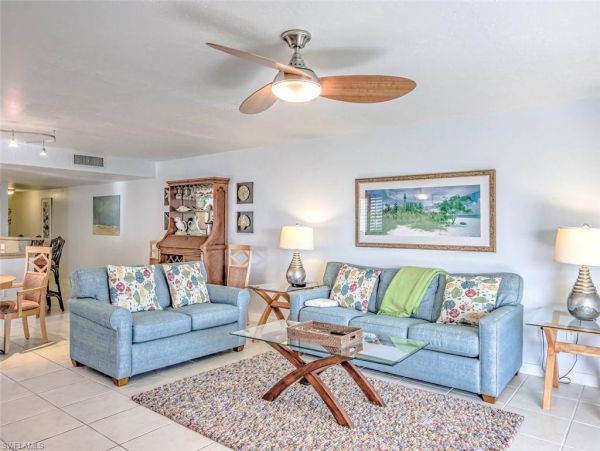 On Beach Sanibel Vacation Condo Two Bedroom Sleeps 6