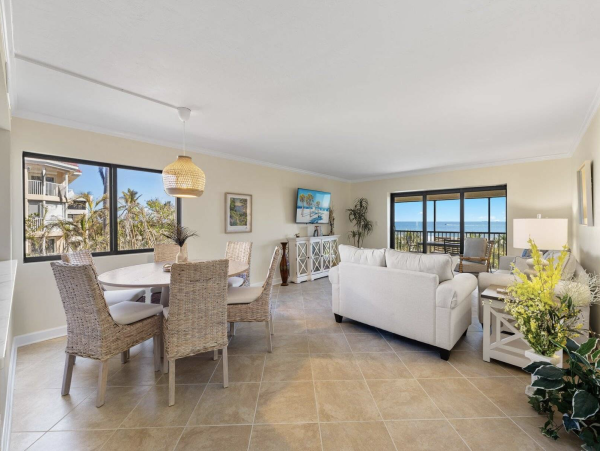 Luxury Sanibel Island Beachfront Vacation Condo
