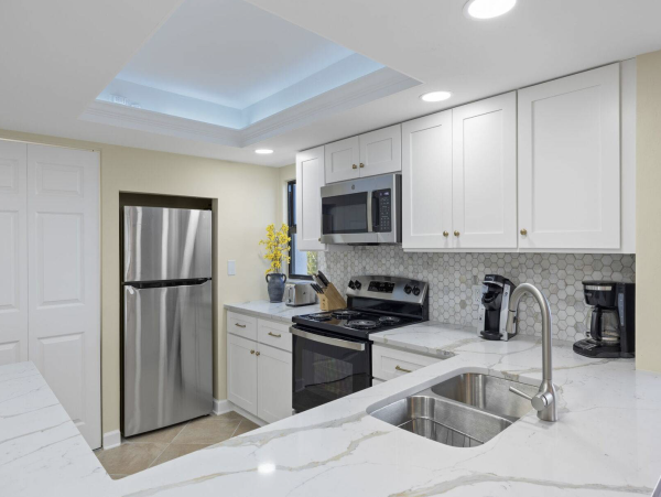 Luxury Sanibel Island Beachfront Vacation Condo