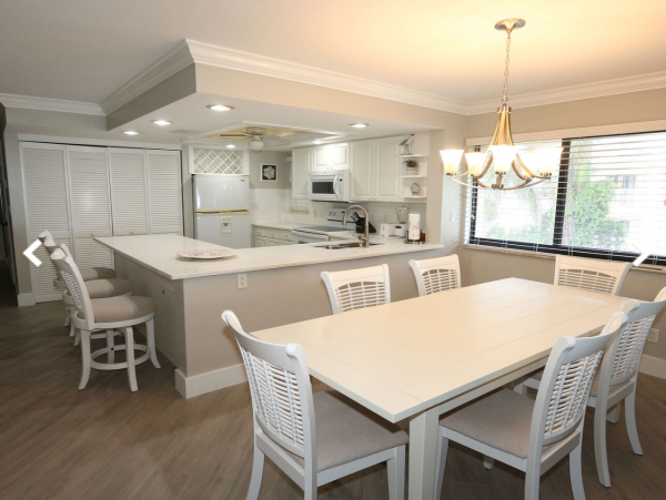 Sanibel Island Condo with Two Bedroom Top Floor Corner Unit