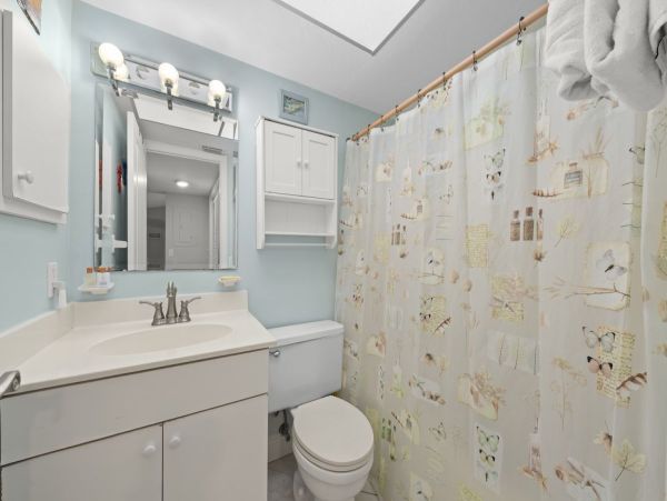 Beautiful Sanibel 2 Bedroom Vacation Condo Sleeps Six Guests