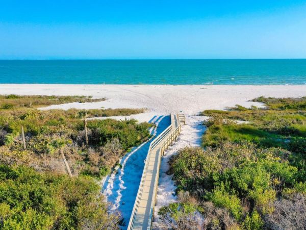 Beautiful Sanibel 2 Bedroom Vacation Condo Sleeps Six Guests