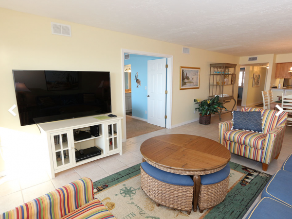 Sanibel Island Gulf Front Vacation Rental Sleeps 6 Pool
