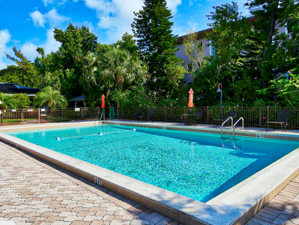 Sanibel Island Vacation Beach Condo Sleeps Six Guests