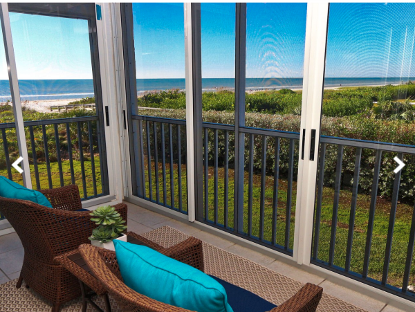 On Beach Two Bedroom Condo in Sanibel Sleeps Four Guests