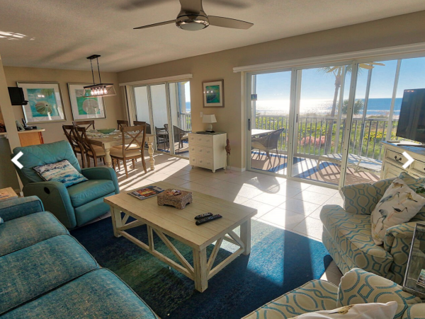 On Beach Two Bedroom Condo in Sanibel Sleeps Four Guests