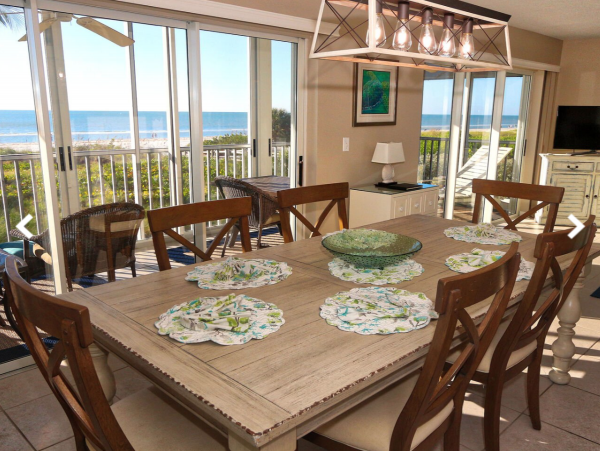 On Beach Two Bedroom Condo in Sanibel Sleeps Four Guests