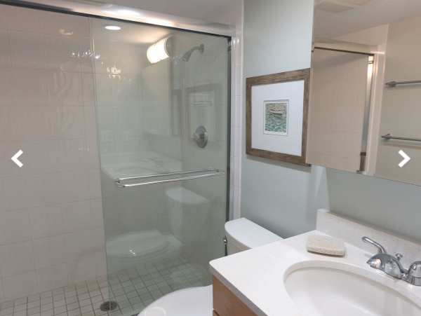 On Beach Two Bedroom Condo in Sanibel Sleeps Four Guests