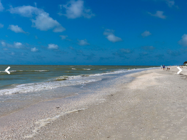 On Beach Two Bedroom Condo in Sanibel Sleeps Four Guests