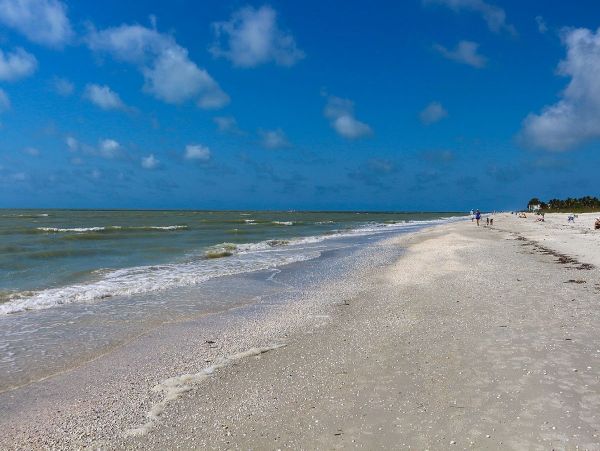 Two Bedroom Condo in Sanibel Sleeps Six Guests