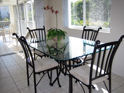 Sanibel Island 2 Bedroom Vacation Rental Pool Sleeps 6