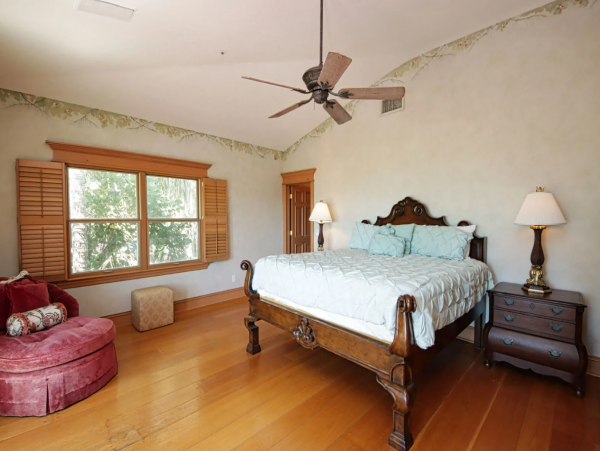 Captiva Beach Vacation Home with Guest House and Pool