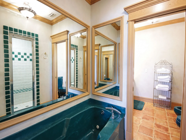 Captiva Beach Vacation Home with Guest House and Pool