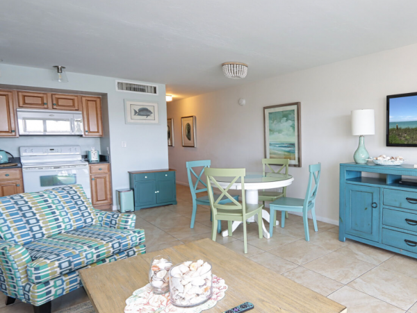 Lovely Vacation Condo with Bay View in Captiva