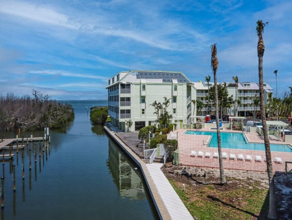 Lovely Vacation Condo with Bay View in Captiva