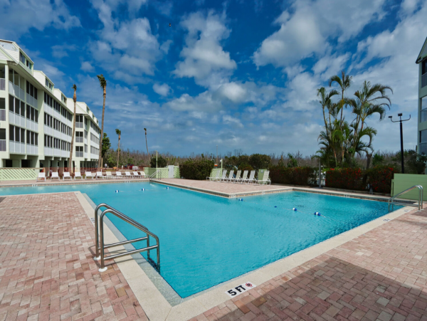 Lovely Vacation Condo with Bay View in Captiva