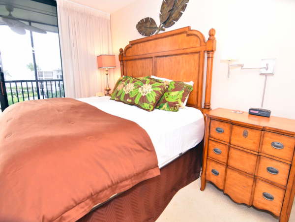 Lovely Sanibel Island One Bedrooms Vacation Condo