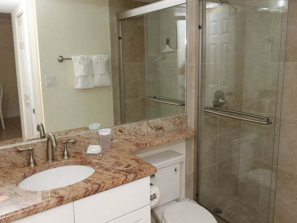 Charming Vacation Condo in Sanibel with Gulf View