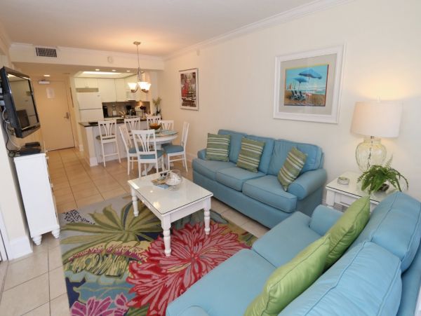Charming Vacation Condo in Sanibel with Gulf View