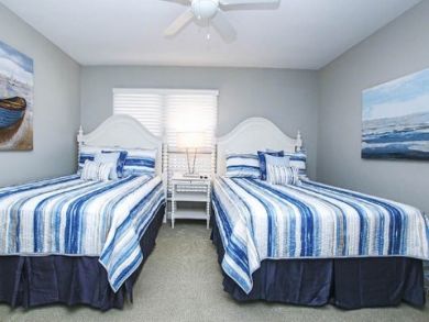 Great Value Sanibel Beach Condo 2 Bedrooms Sleeps 8
